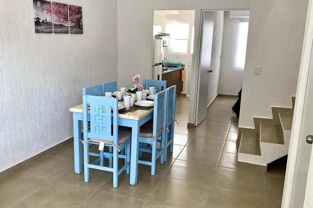 Preciosa Casa Nueva Con 3 Recamaras Y 3 Banos A 7 Min Del Tren Maya Cancún Mexiko